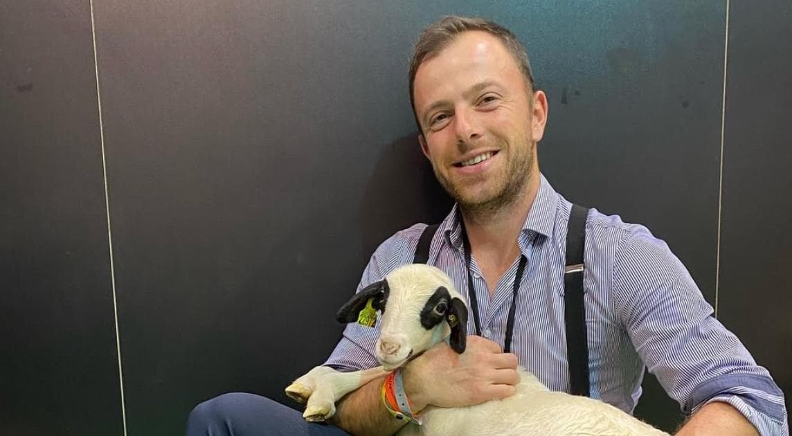 Télé-réalité française : miroir de l'aliénation culturelle